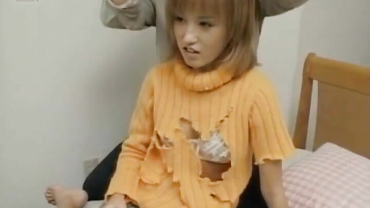 ଏକ କଳା ଲୋକ ଏକ ସୁନ୍ଦର ଝିଅକୁ ଏକ ବିରାଟ ଡିକ୍ ସହିତ କଠିନ ଭାବରେ ଚୁଚୁମିଥାଏ ଗୋରା