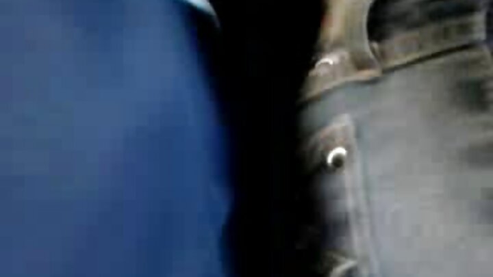 କଳା ଲୋକମାନେ ସେମାନଙ୍କ ବନ୍ଧୁଙ୍କ ହଟ୍ ସବତମାଙ୍କୁ ଚୁଚୁମିଥାନ୍ତି