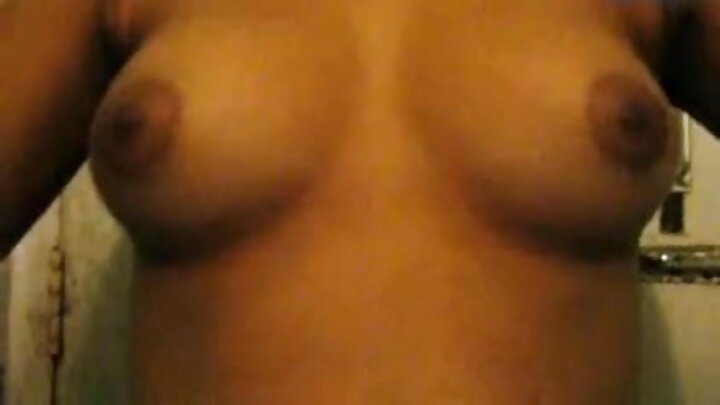 ସୁନ୍ଦରୀମାନେ ପରସ୍ପରକୁ ସ୍କ୍ୱିର୍ଟିଂ ଅର୍ଗାଜମ୍ ପାଇଁ ଆଣନ୍ତି