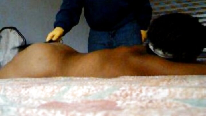 ଏକ ଯୁବତୀ ଏବଂ ତାଙ୍କ ପୁଅ ମଧ୍ୟରେ ସମ୍ବେଦନଶୀଳ ଯୌନ ସମ୍ପର୍କ