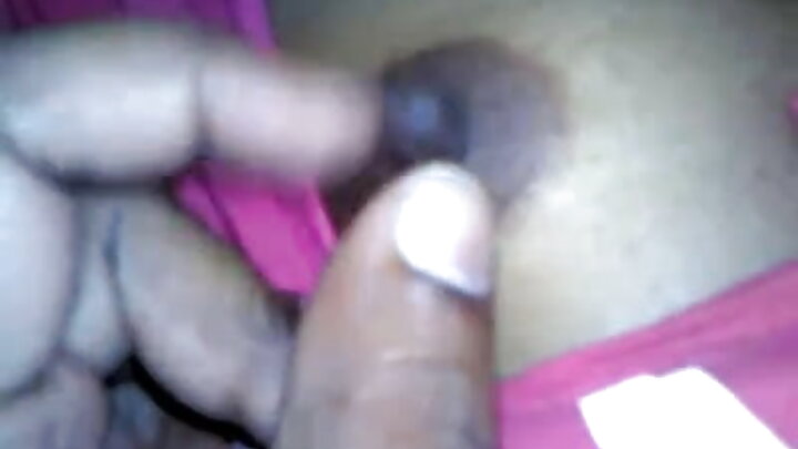 କଳା ପୁଅମାନେ ଏକ ରୁଷିଆନ୍ ଝିଅକୁ ଏକାଥରକେ ଦୁଇଟି କୁଣ୍ଡ ସହିତ ଫିକ୍ କରନ୍ତି