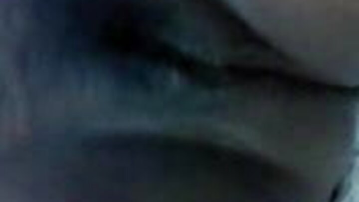 ଏକ ଦ୍ରୁତ-ସୁଟର ଜଣେ ପରିପକ୍ୱ ନାନୀଙ୍କ ଯୋନିକୁ ବାଙ୍ଗନ୍ତି