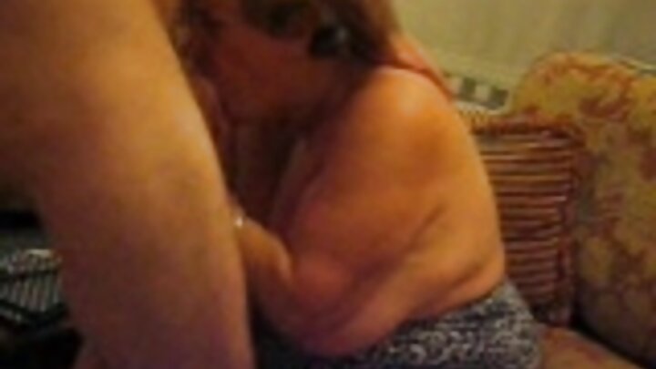 ହଟ୍ ମୁଲାଟୋ ସମସ୍ତଙ୍କ ସହିତ ଯୌନ ସମ୍ପର୍କ ରଖନ୍ତି